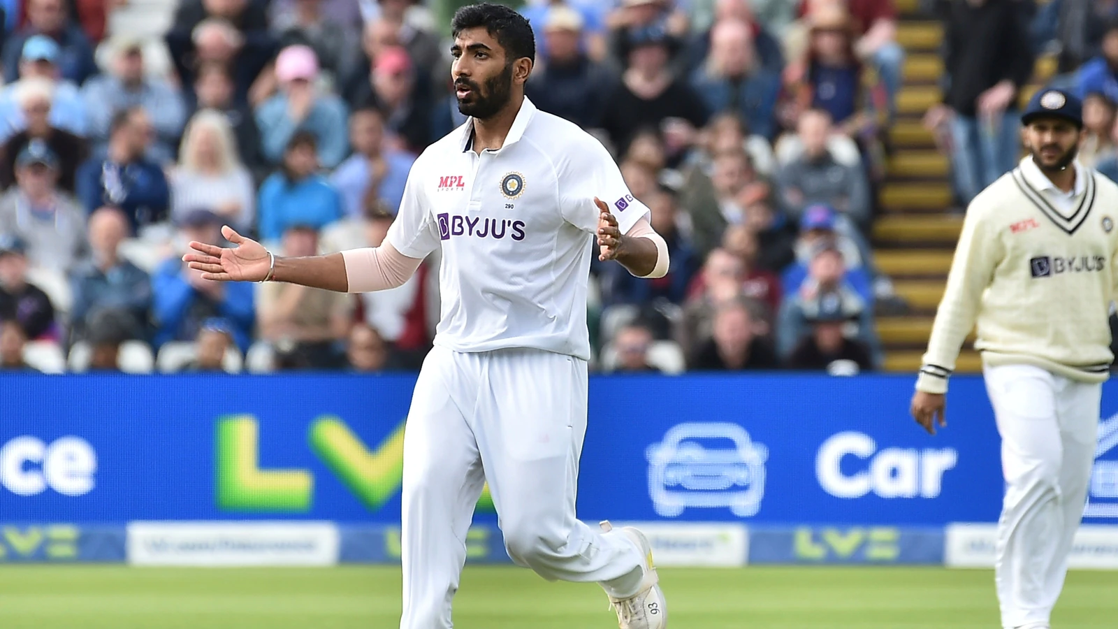 You are currently viewing India vs England Highlights, 5th Test Day 2: Jasprit Bumrah leads charge as ENG crawl to 84/5 at stumps