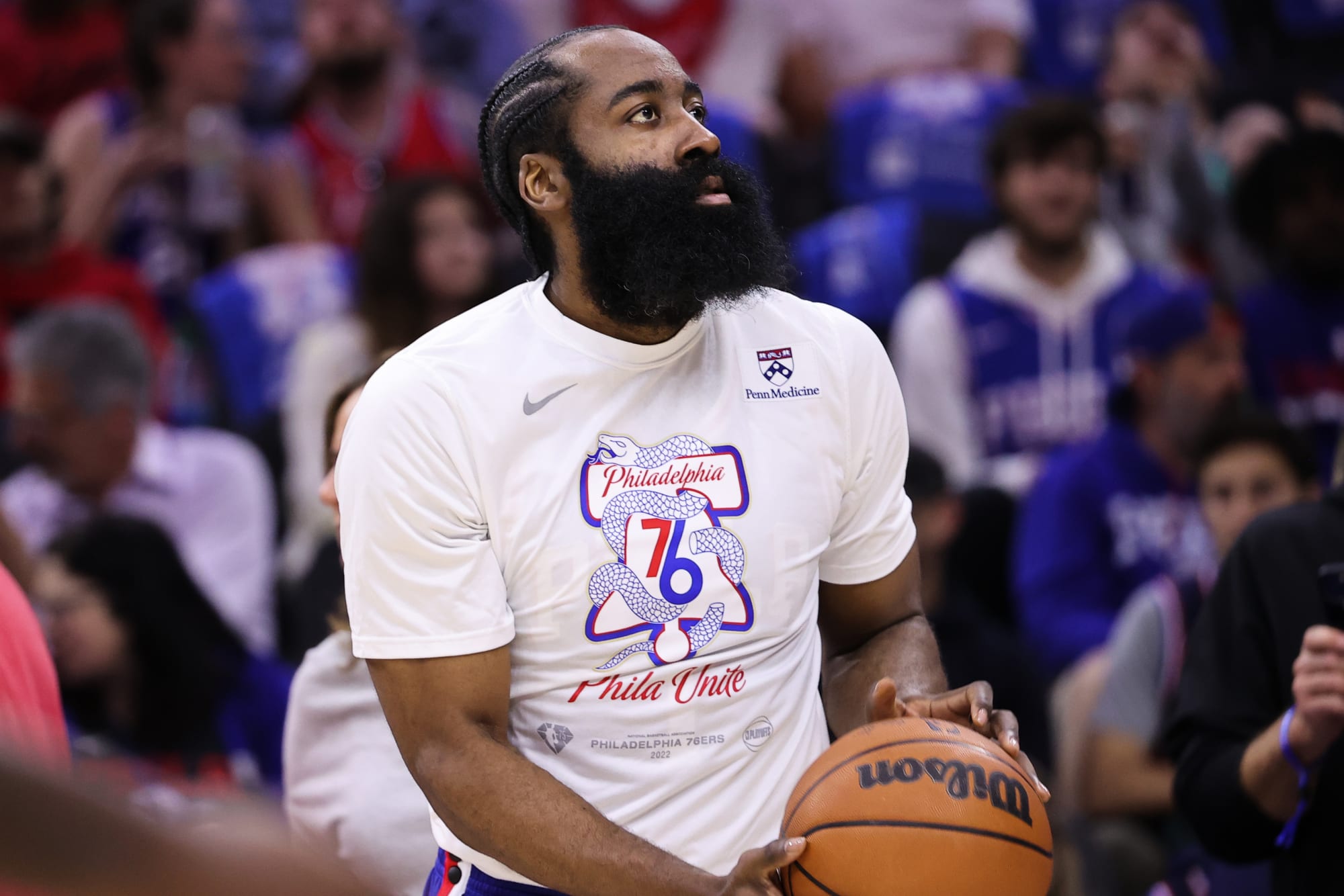 You are currently viewing James Harden to re-sign with the Sixers on a team friendly deal