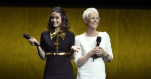 Read more about the article Jamie Lee Curtis feels the heat for her Ana de Armas remarks