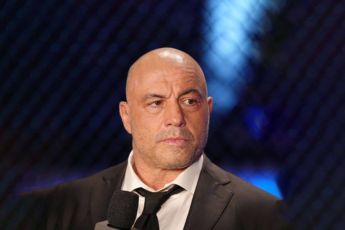 You are currently viewing Joe Rogan turned down Donald Trump as a podcast guest, calling him a “threat to democracy”
