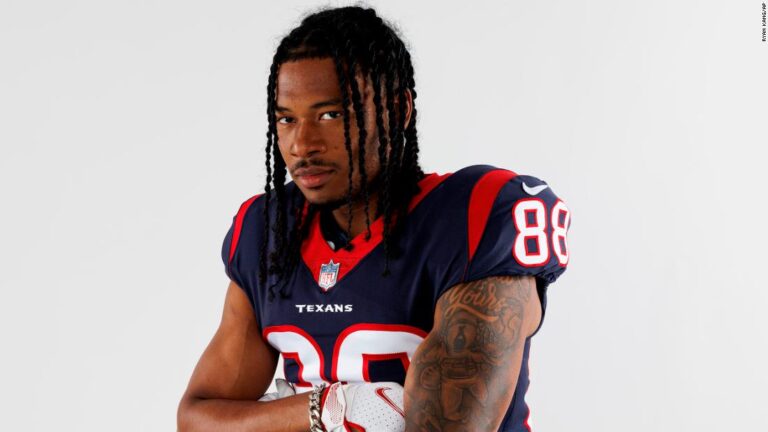 Read more about the article John Metchie III: Houston Texans rookie diagnosed with Leukemia