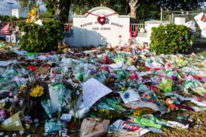 Read more about the article Jury Weighs Death Penalty for Gunman in Parkland School Massacre