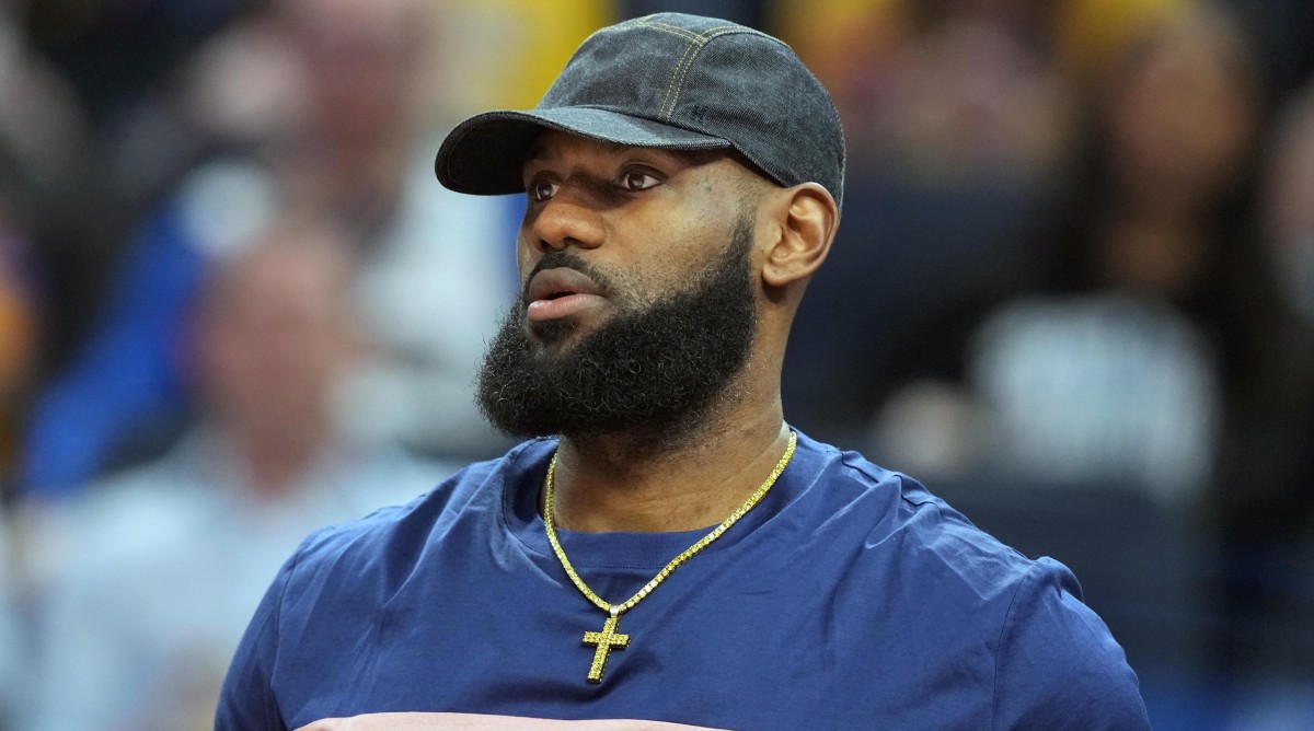 You are currently viewing LeBron James to Play in Drew League for First Time Since 2011, per Report