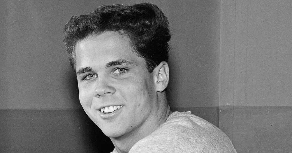 You are currently viewing ‘Leave It to Beaver’ star Tony Dow is still alive, despite statement from his management saying he died