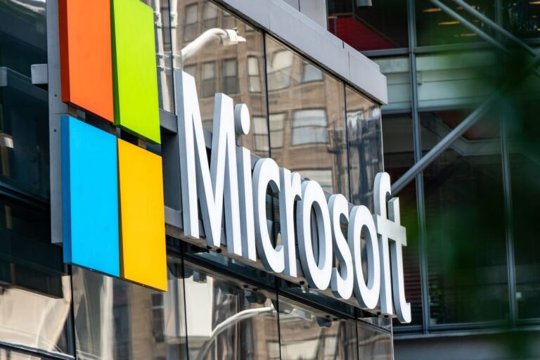 Read more about the article Microsoft Posts Slowest Sales Growth Since 2020 on Strong Dollar (MSFT)