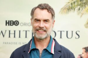Read more about the article Murray Bartlett Can Still Return to ‘The White Lotus’; Here’s How