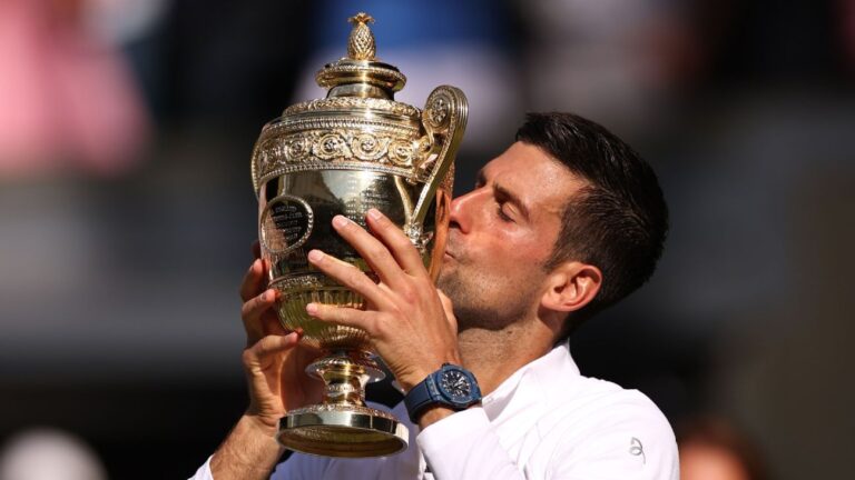 Read more about the article Novak Djokovic defeats Nick Kyrgios to win seventh Wimbledon title