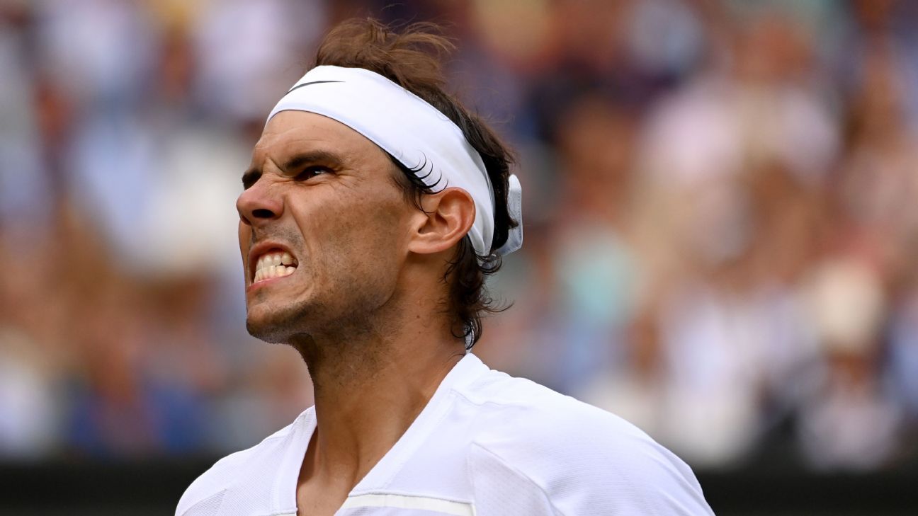 You are currently viewing Rafael Nadal pulls out of Wimbledon semifinal with torn abdominal muscle