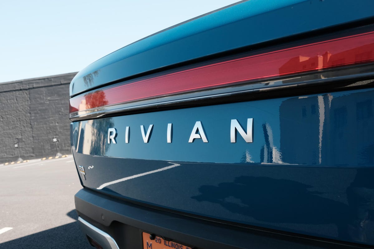 You are currently viewing Rivian Stock Is 86% Below Peak — Its 25,000 EV Target Falls Short