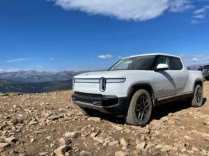 Read more about the article Rivian says it’s on track to deliver 25,000 vehicles this year – TechCrunch
