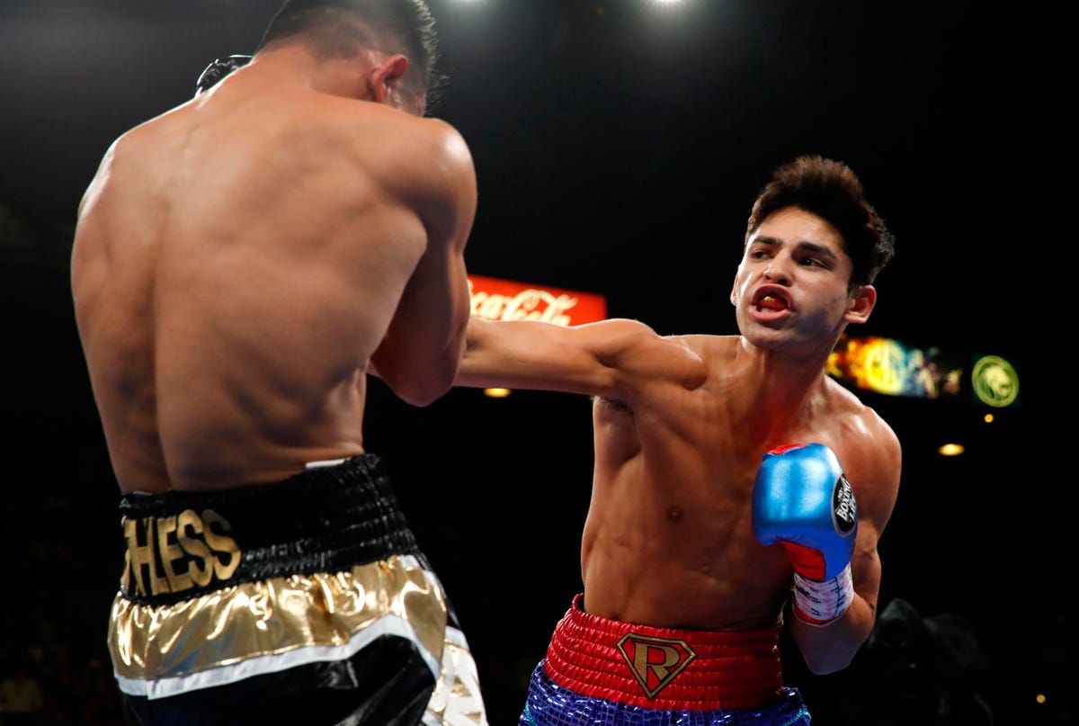 You are currently viewing Ryan Garcia Vs. Javier Fortuna: Odds, Records, Prediction