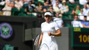 Read more about the article Simona Halep serves recall notice at Wimbledon