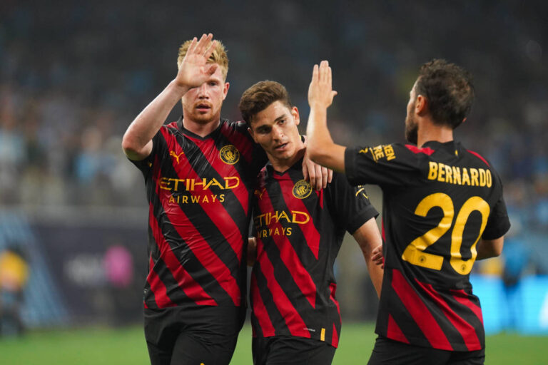 Read more about the article Stefan Ortega & Julian Alvarez make Manchester City debuts