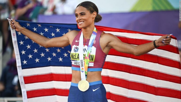 Read more about the article Sydney McLaughlin breaks her own 400-meter hurdles world record