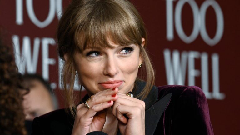 Read more about the article Taylor Swift Is Engaged to Joe Alwyn, New Report Claims, But It’s All Very Hush Hush