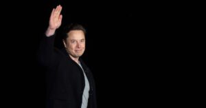 Read more about the article The Elon Musk-Twitter Saga Now Moves to the Courts