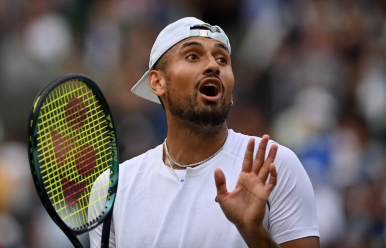 Read more about the article The Tennis World Is Loving The Nick Kyrgios, Stefanos Tsitsipas Match