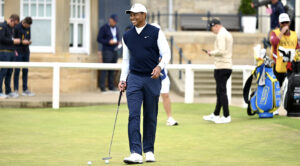 Read more about the article Updates on Tiger Woods from Thursday at The Open