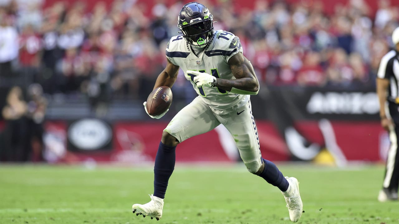 You are currently viewing Wide receiver DK Metcalf, Seahawks agree to terms on three-year, $72 million extension