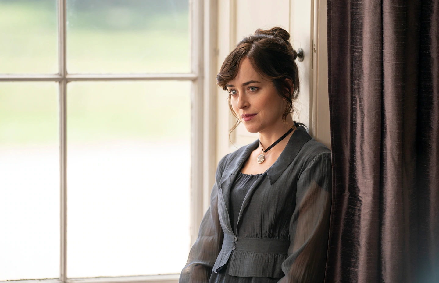 You are currently viewing ‘Persuasion’ is the latest film to misuse Dakota Johnson
